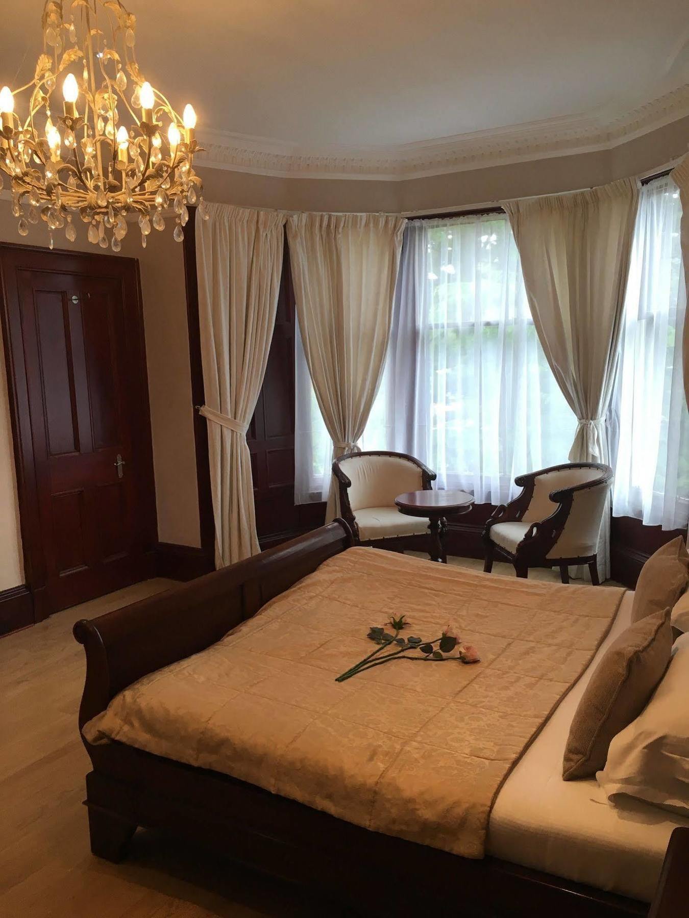 Lanark Residence Эдинбург Экстерьер фото