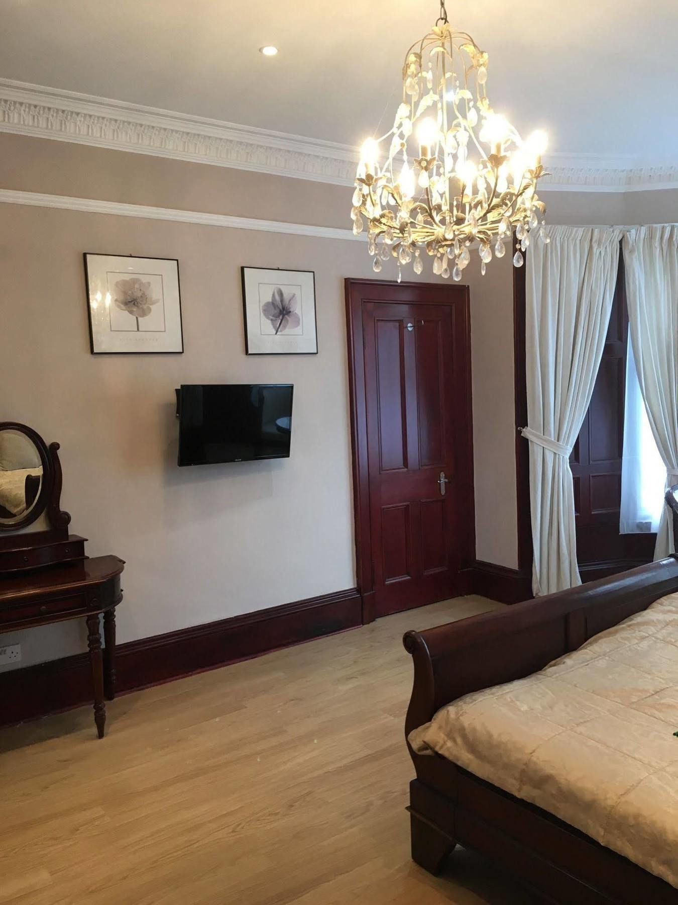 Lanark Residence Эдинбург Экстерьер фото